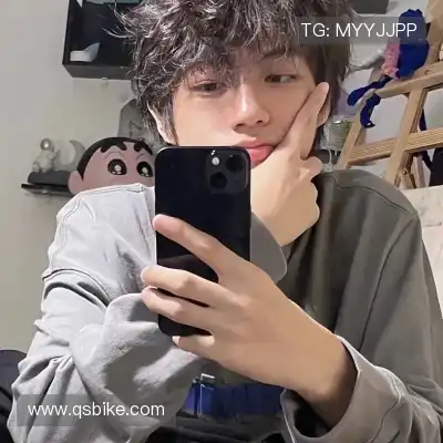 裘炼楠
